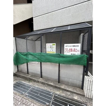 摂津本山駅 徒歩1分 3階の物件外観写真